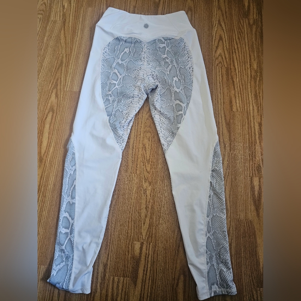 Snake Print Leggings White Gray Sommer ray Stretch Pants Size L - Picture 4 of 7
